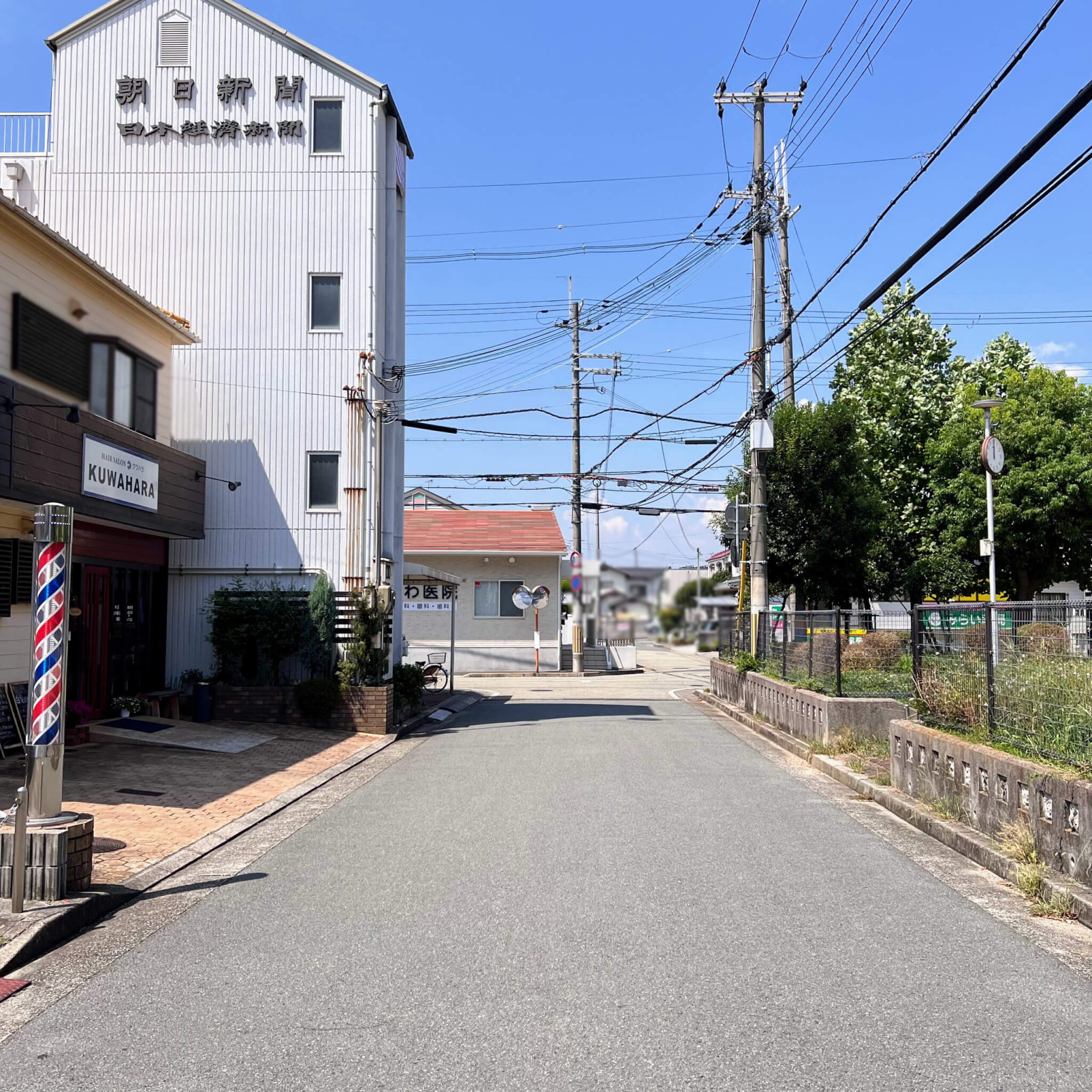 カフェハルから西方向を見たところ