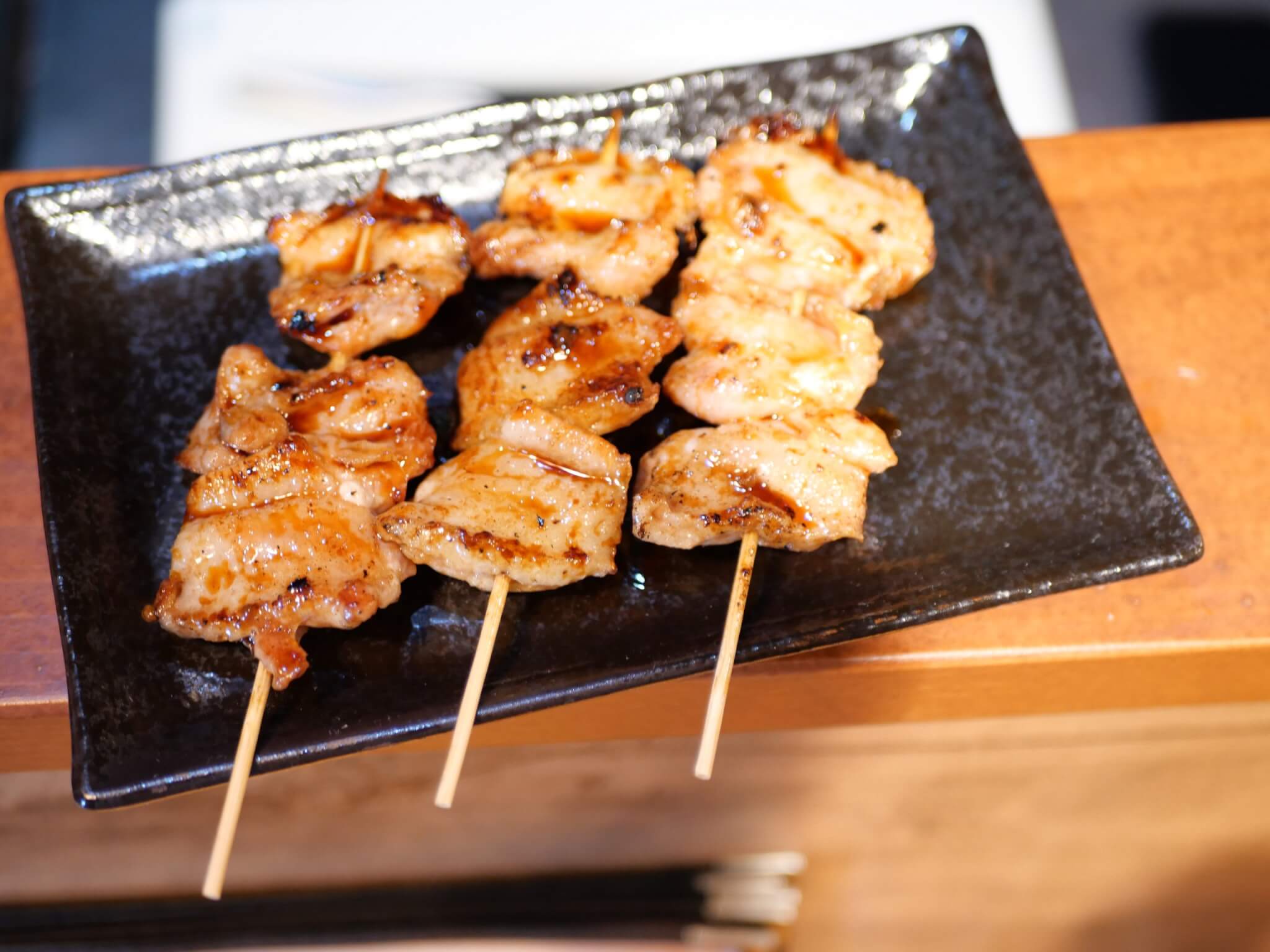 居酒屋食堂かこいちの骨抜き手羽先